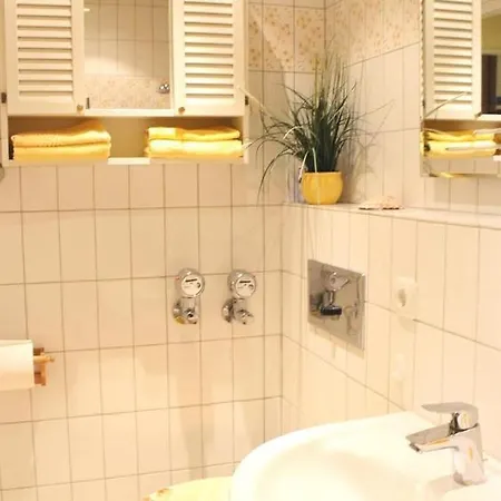 Haus Loreley Moewenstuv Appartamento Böhl